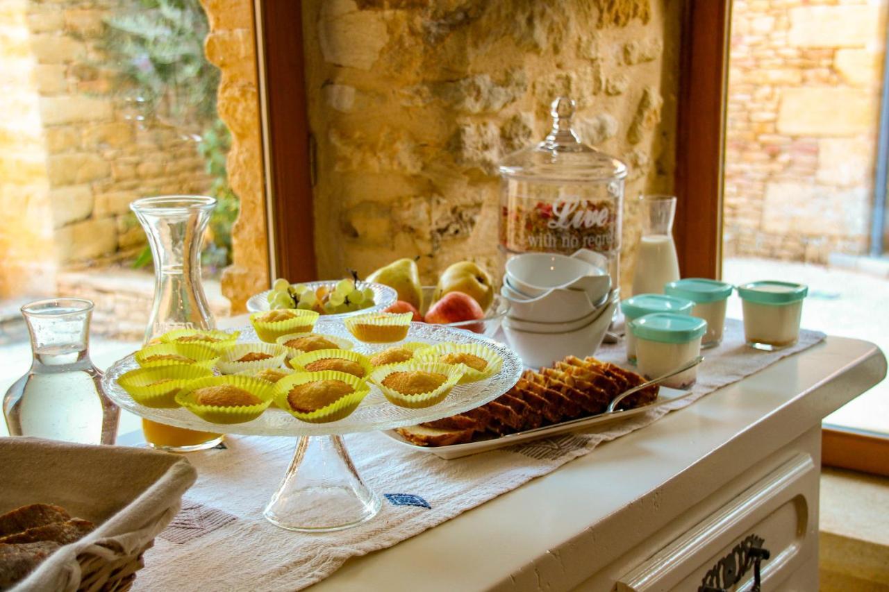 Aux Bories De Marquay, Chambres D'Hotes B&B Avec Piscine Et Spa Pres De Sarlat Zewnętrze zdjęcie